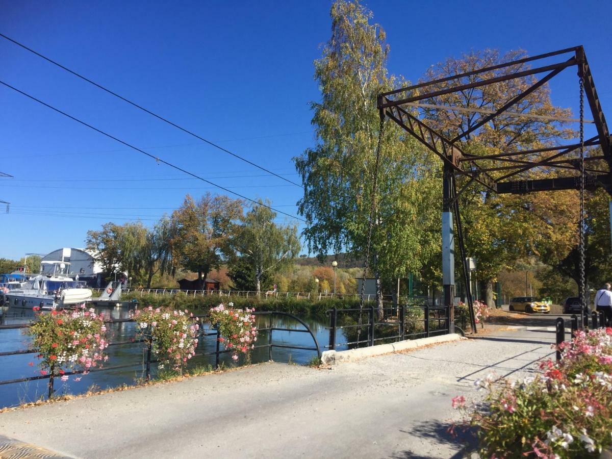 Camping du canal Kembs Bagian luar foto